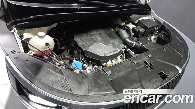 Kia Canival Diesel 7-Seater Signature — photo 1 of 36
