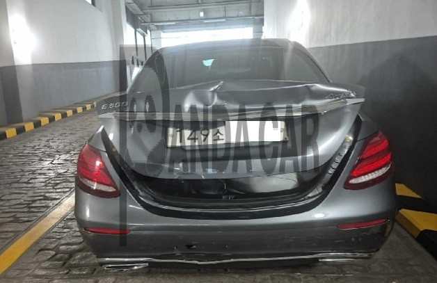 2020 Mercedes-Benz E 300 4MATIC, photograph 1