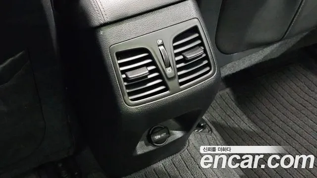 Hyundai Sonata 2.0 Smart — photo 1 of 26