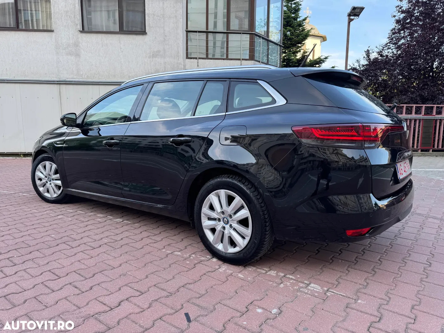 2021 Renault Megane E-TECH 160 INTENS, photograph 10