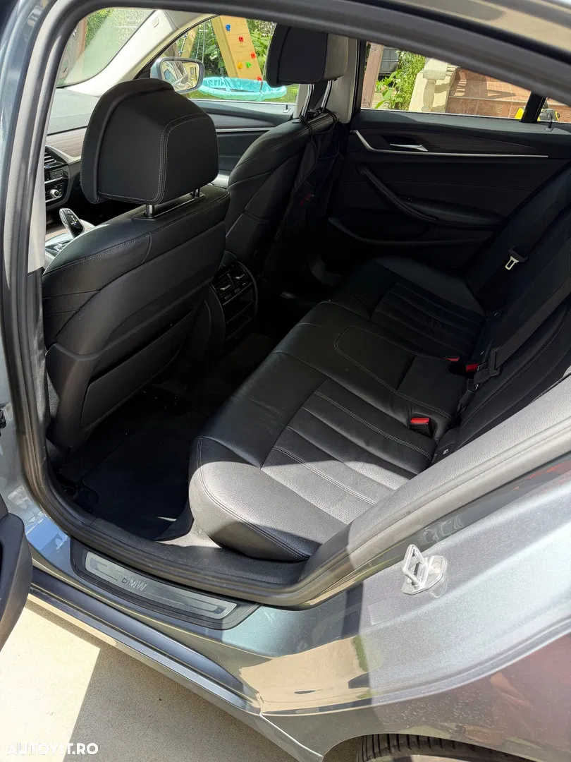 2017 BMW Seria 5 520d xDrive Aut., photograph 6