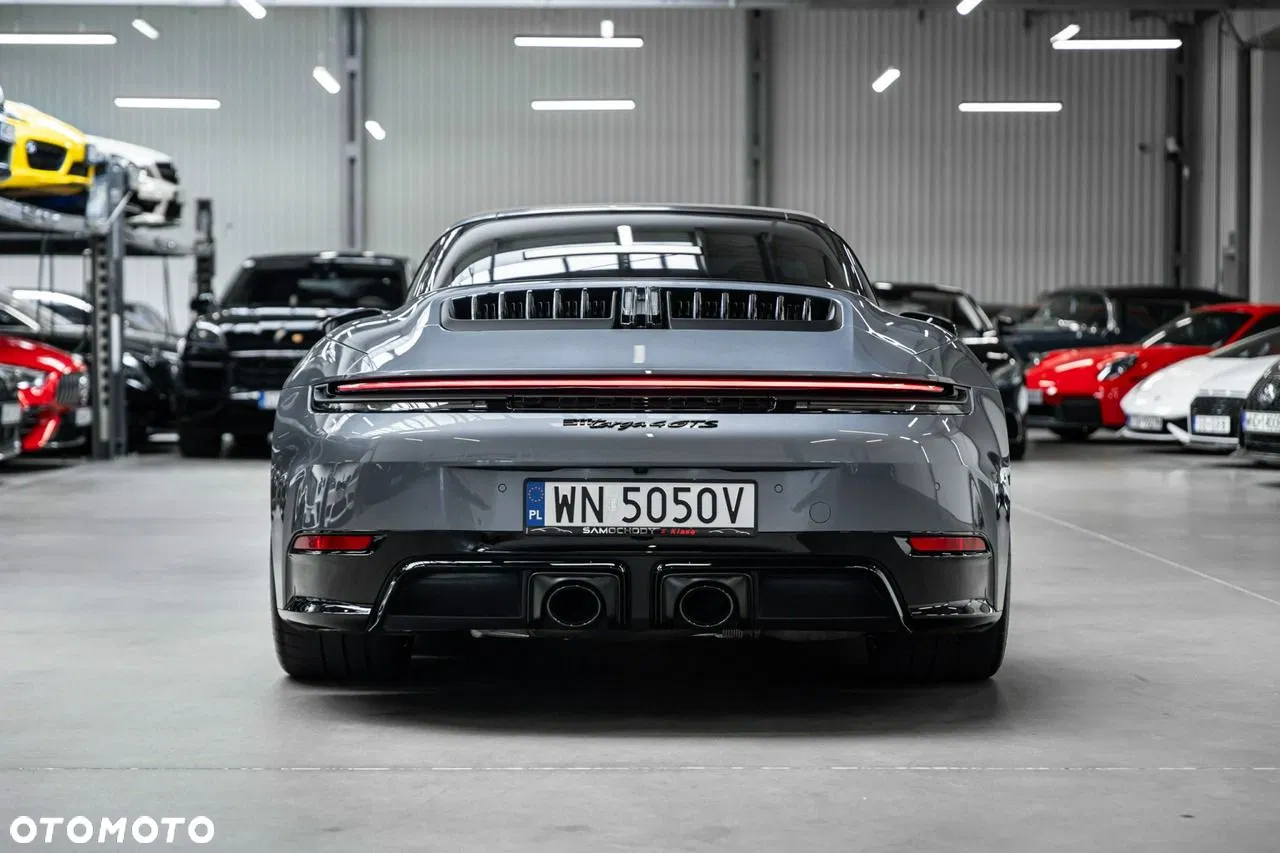 2025 Porsche 911 Targa 4 GTS PDK, photograph 10