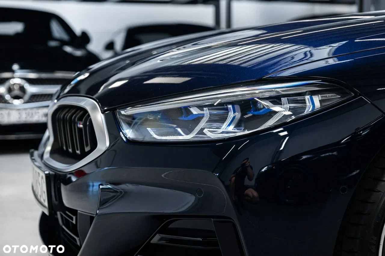 2025 BMW Seria 8 M850i xDrive, photograph 12