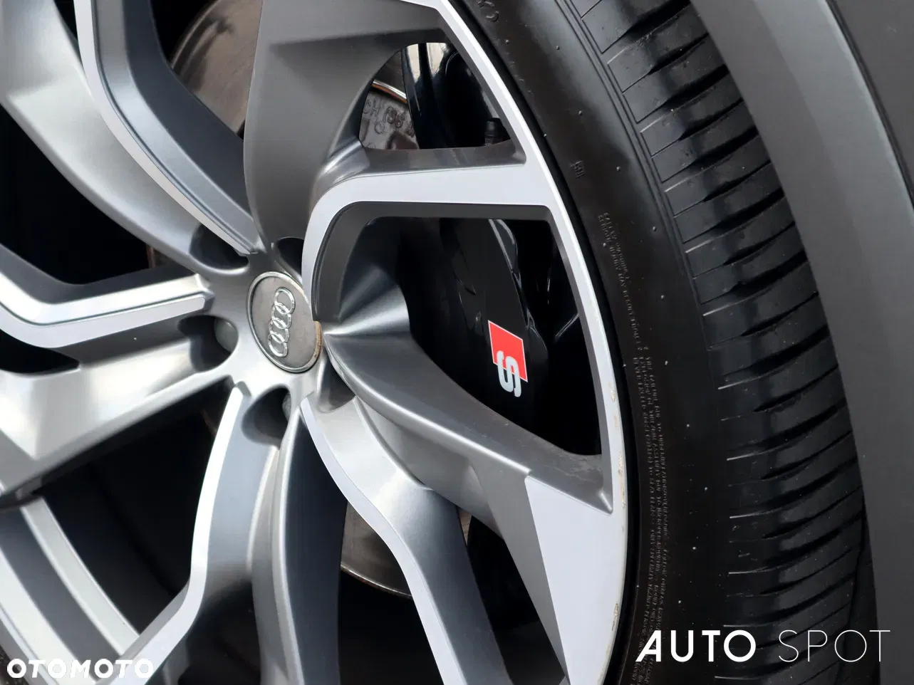 2021 Audi SQ8 TFSI Quattro Tiptronic, photograph 4