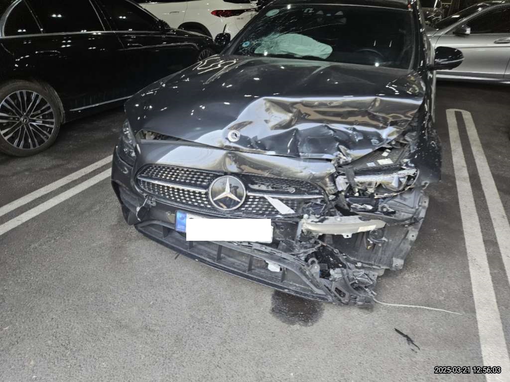2023 Mercedes-Benz E350 4MATIC, photograph 1