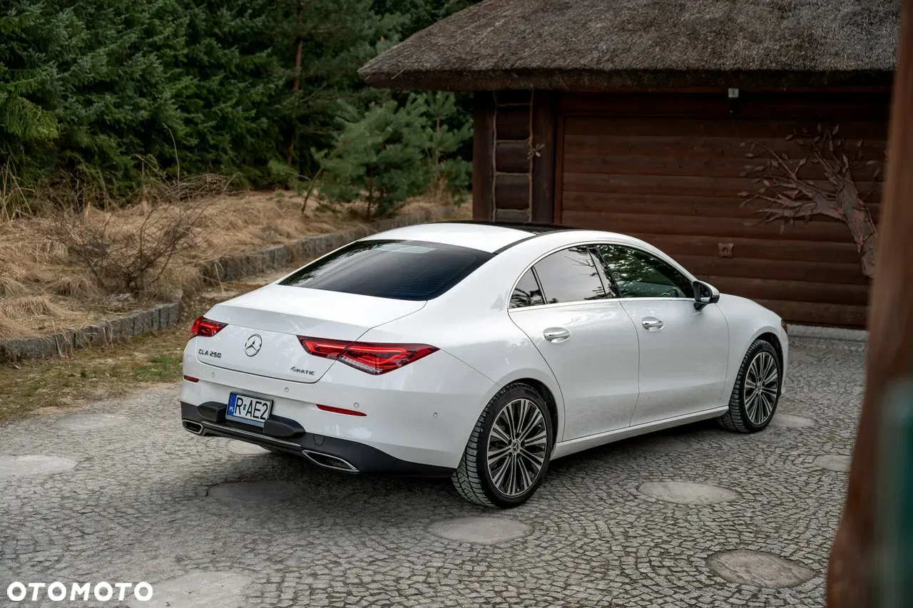 2021 Mercedes-Benz CLA 250 4Matic 7G-DCT, photograph 4