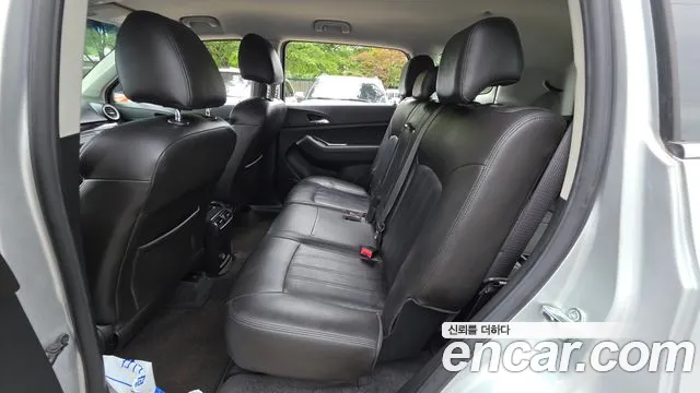 2011 ChevroletGMDaewoo Orlando 2.0 Diesel LTZ, photograph 11
