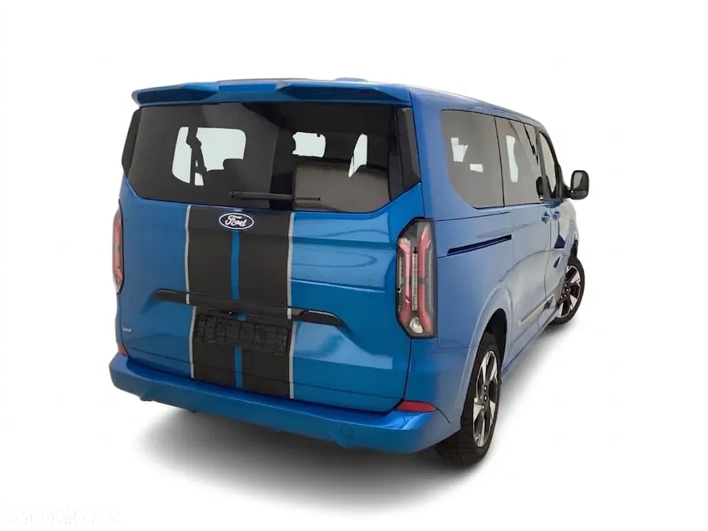 2025 Ford Tourneo Custom, photograph 2