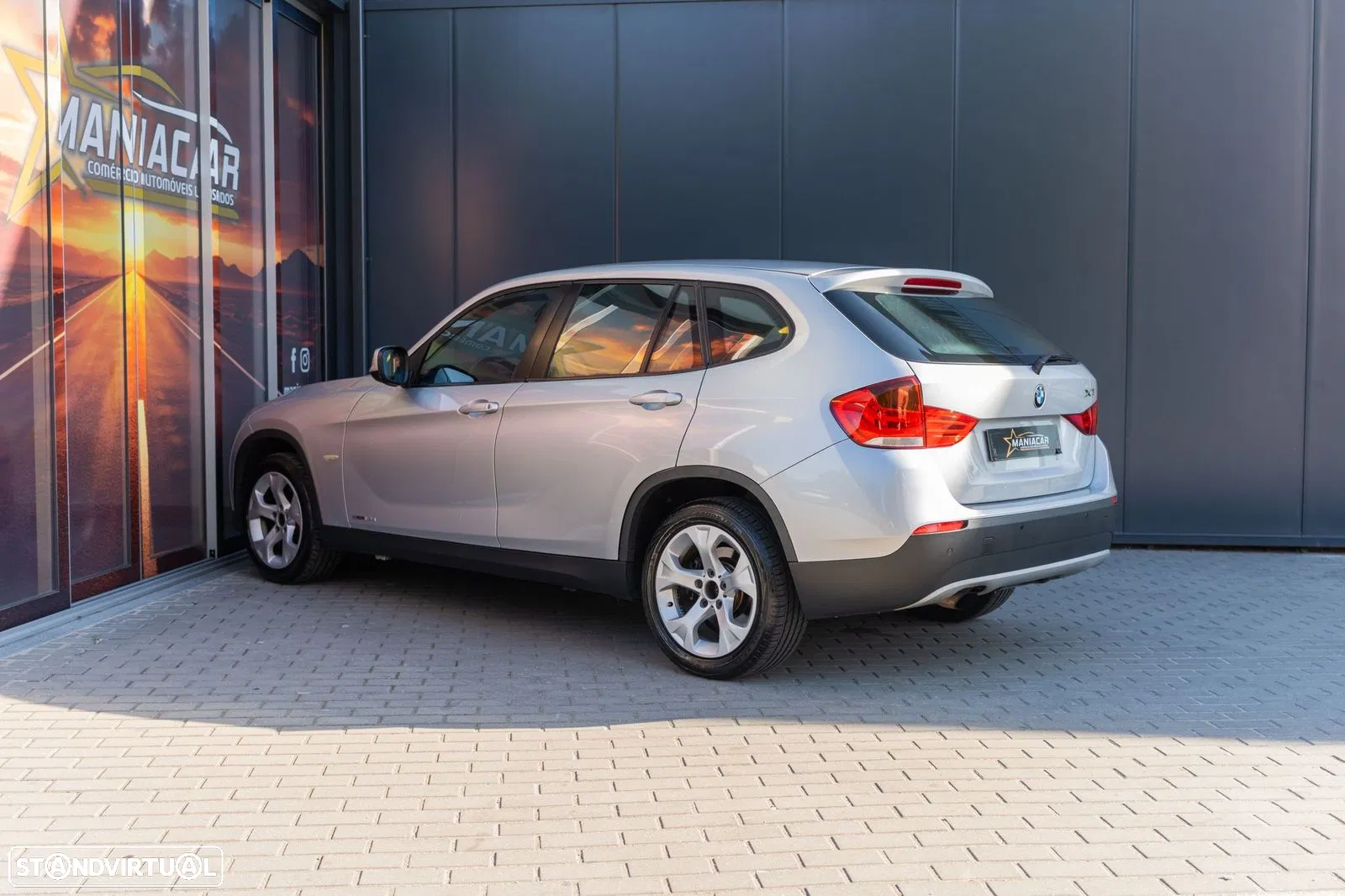 2010 BMW Série X 18 d sDrive, photograph 6