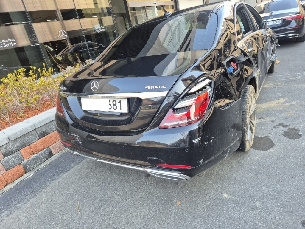 2018 Mercedes-Benz S400 d 4Matic L, photograph 4
