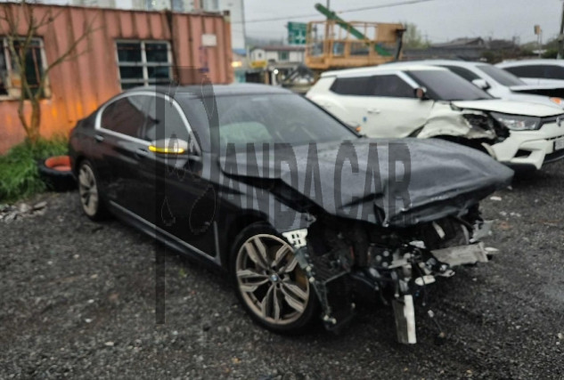 2021 BMW 740i, photograph 3