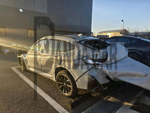 2025 BMW X4 xDrive20i, photograph 6