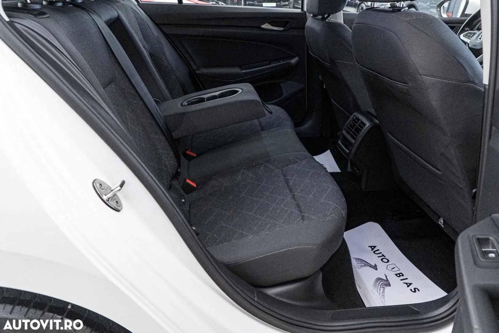 2022 Volkswagen Golf 1.5 TSI ACT BlueMotion Comfortline, photograph 8