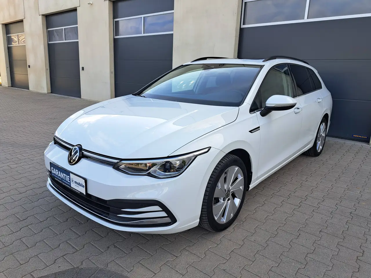 2022 Volkswagen Golf Variant 2.0 TDI SCR DSG Style * ACC * AHK * Fernlichtass. * LED+ * Massage * Panorama, photograph 1
