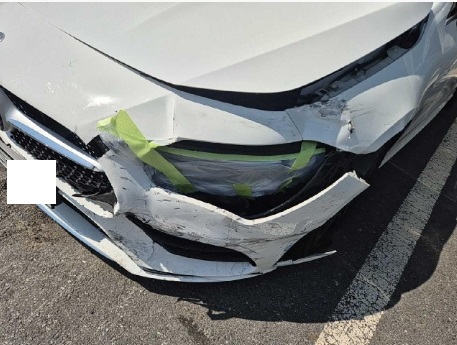 2023 Mercedes-Benz CLA250 4MATIC, photograph 3