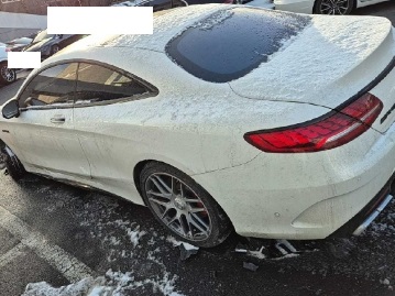2021 Mercedes-Benz MercedesAMG S63 4MATIC + Coupe, photograph 3