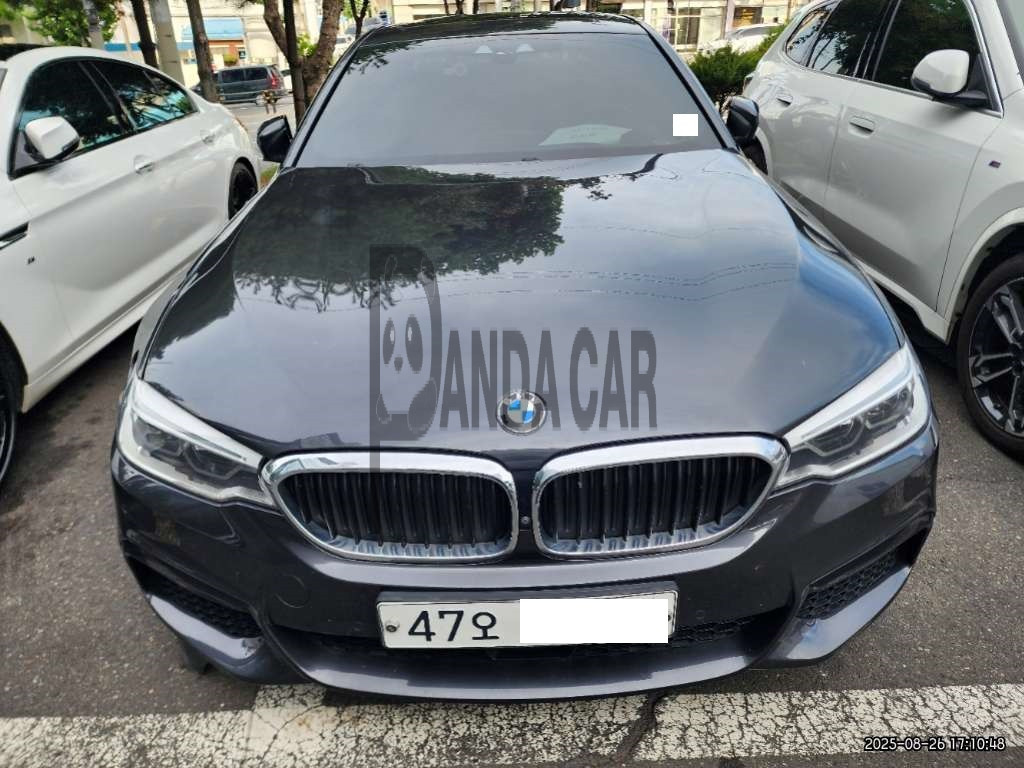 2018 BMW 520d, photograph 1