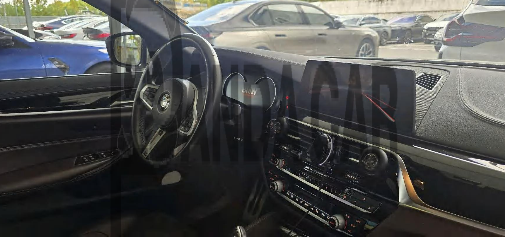 2018 BMW 530i xDrive, photograph 2