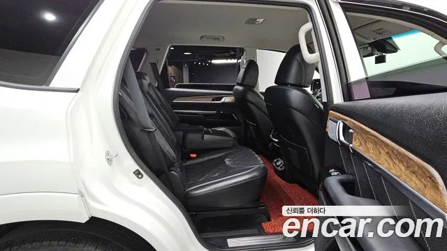 2020 Kia Mohave Diesel 3.0 4WD 5-Seater, photograph 4
