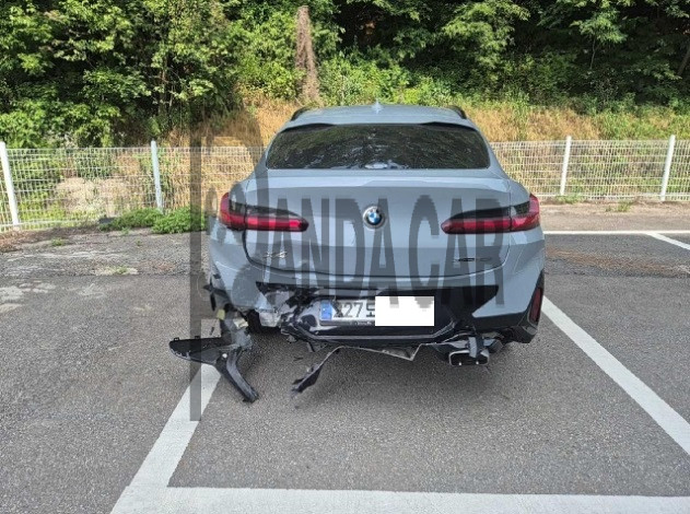 2024 BMW X4 xDrive20i, photograph 4