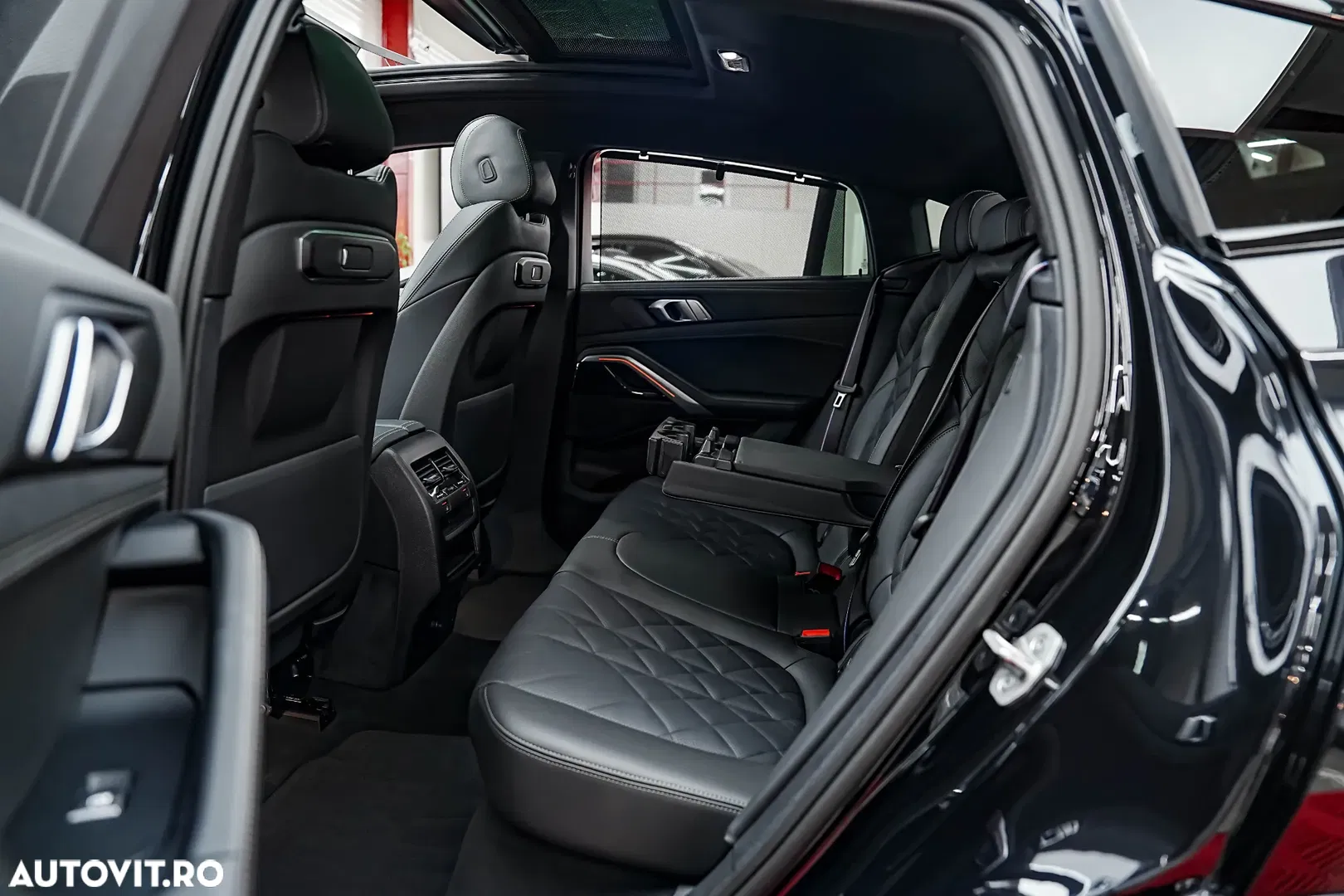 2024 BMW X6 xDrive40i M Sport, photograph 6