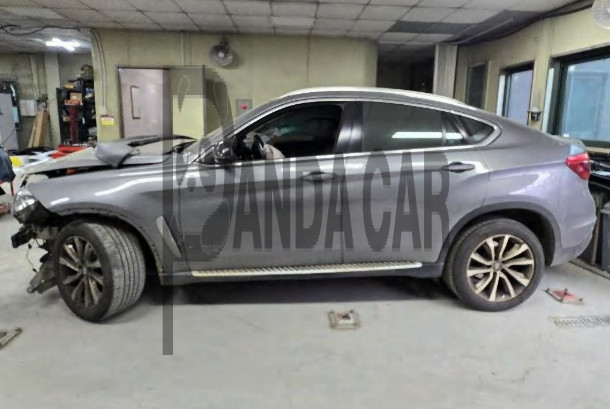 2017 BMW X6 xDrive30d, photograph 2