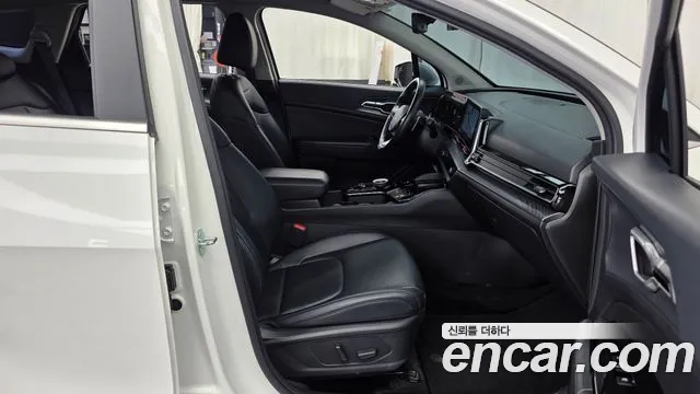 Kia Sportage Gasoline 1.6 Turbo 2WD — photo 1 of 35