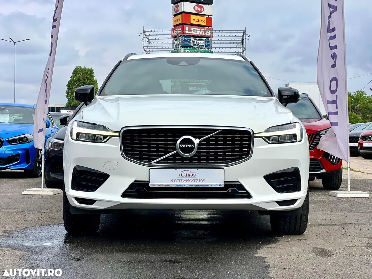 2020 Volvo XC 60 D4 R-Design, photograph 3