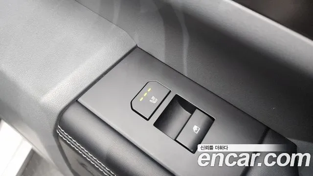2025 Kia Tasman 2.5T Gasoline 4WD, photograph 4