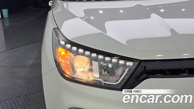 KG_Mobility_Ssangyong TIBOLI 1.6 IX 2WD — photo 1 of 31