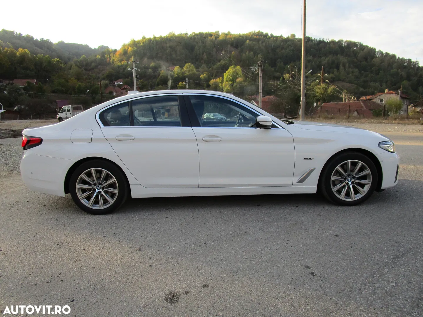 2022 BMW Seria 5 530e xDrive AT PHEV, photograph 12