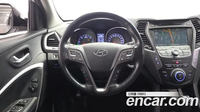 2013 Hyundai Santafe Diesel(e-VGT) 2.0 2WD Premium, photograph 6