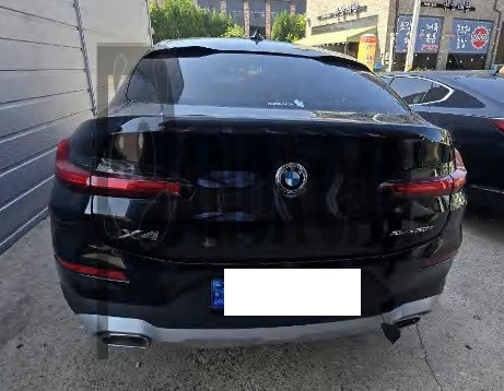 2024 BMW X4 xDrive20i, photograph 1
