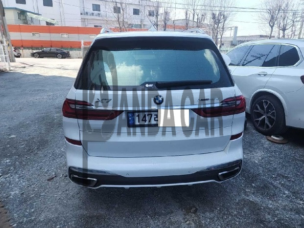 2021 BMW X7 xDrive40d, photograph 4