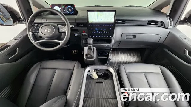 2025 Hyundai Staria L3.5 Cargo 5-Seater, photograph 7