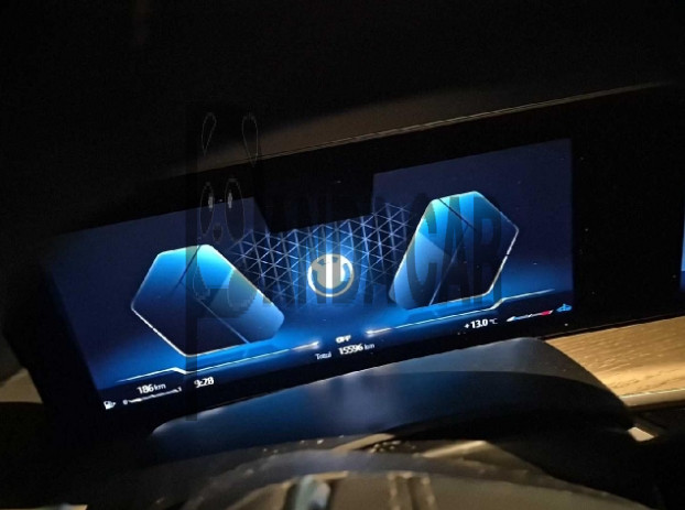 2025 BMW X7 xDrive40d, photograph 2