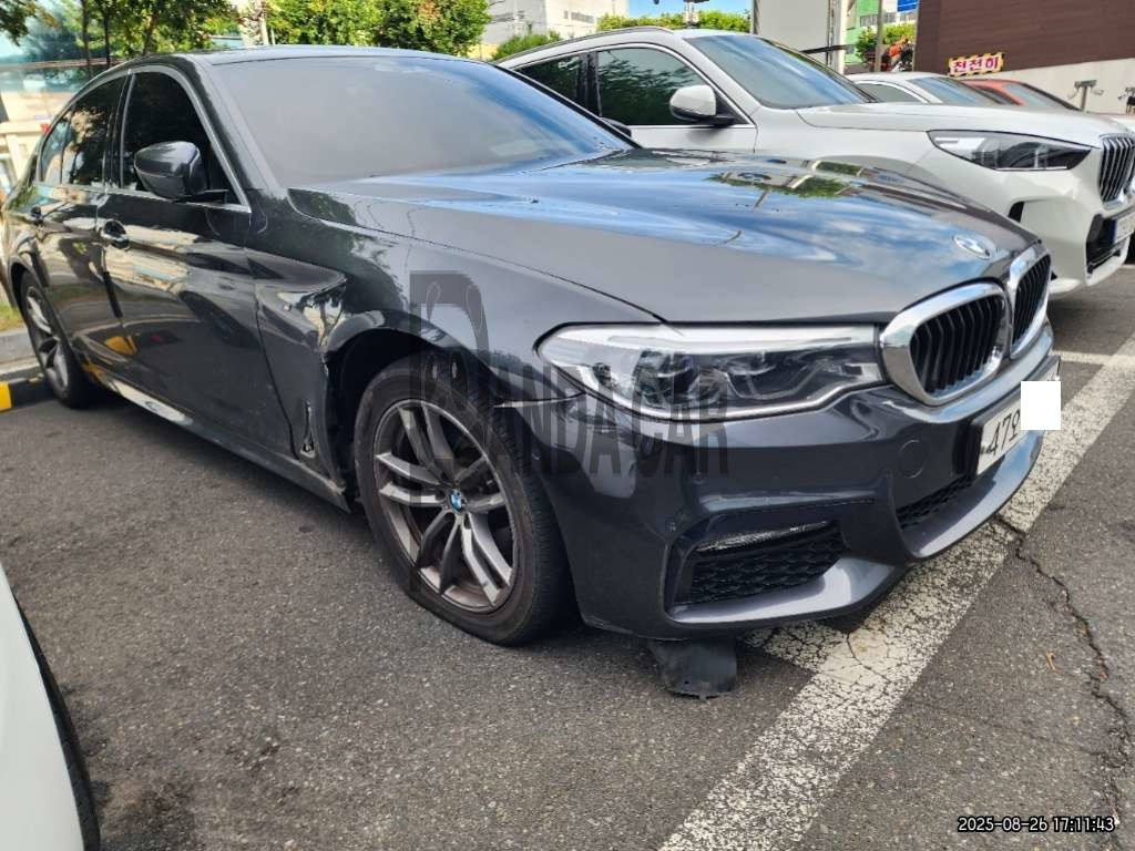 2018 BMW 520d, photograph 3