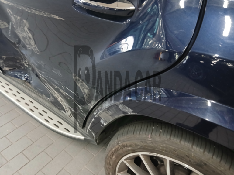2017 Mercedes-Benz GLS500 4Matic, photograph 4