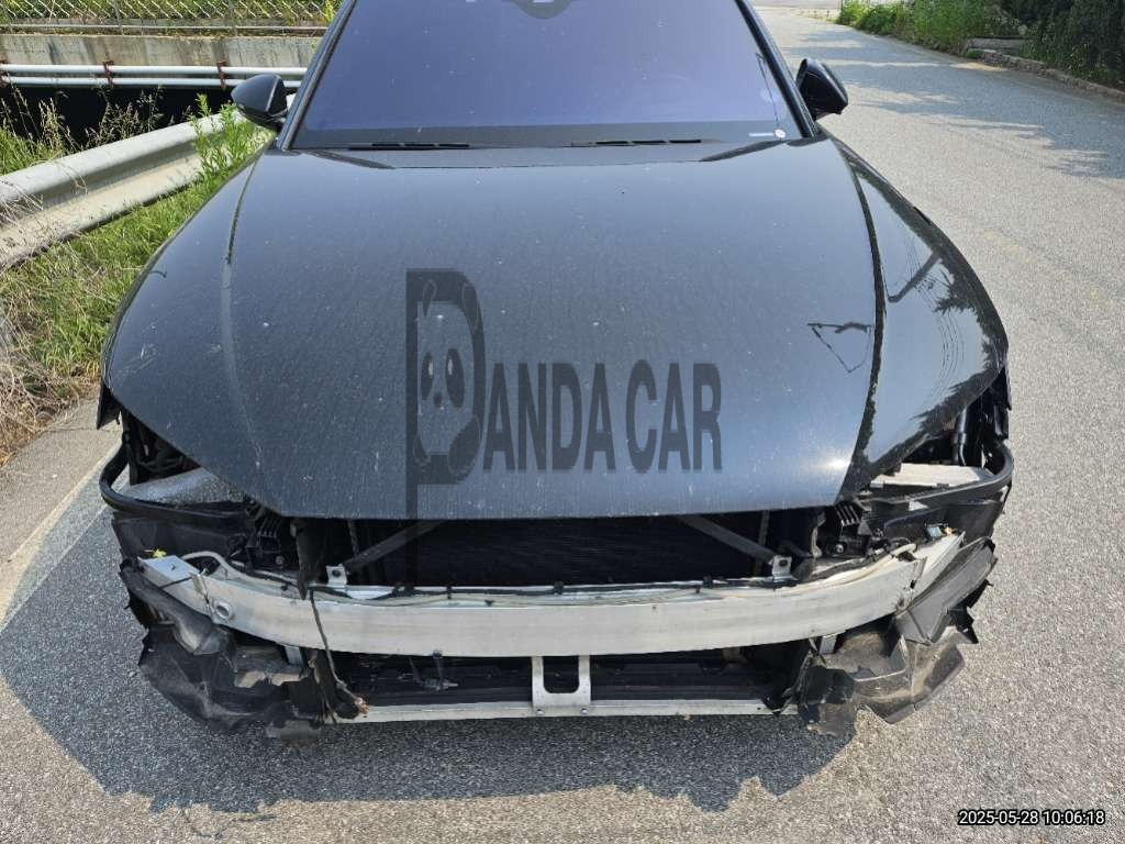 2021 Audi A8L 50 TDI quattro, photograph 1