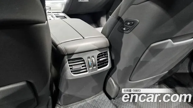 2018 Genesis G80 2.2D AWD, photograph 9