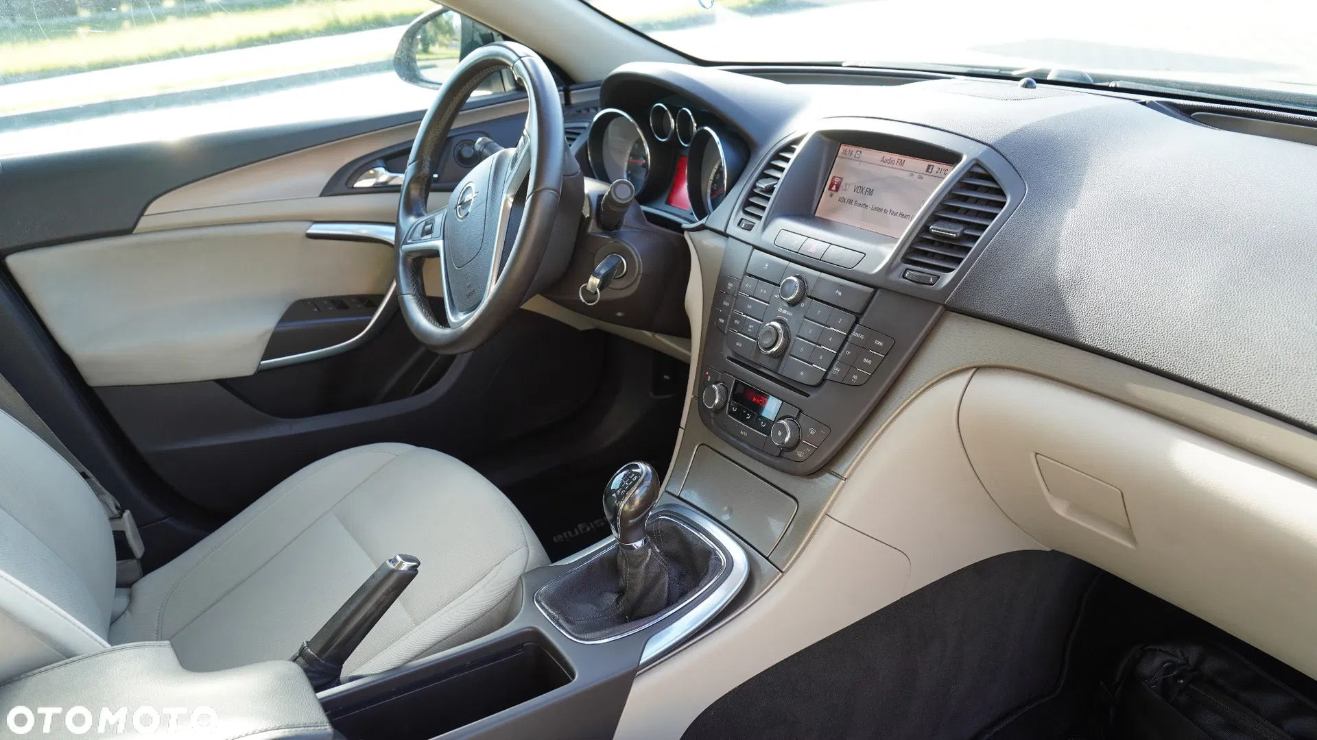 2010 Opel Insignia 1.8, photograph 9