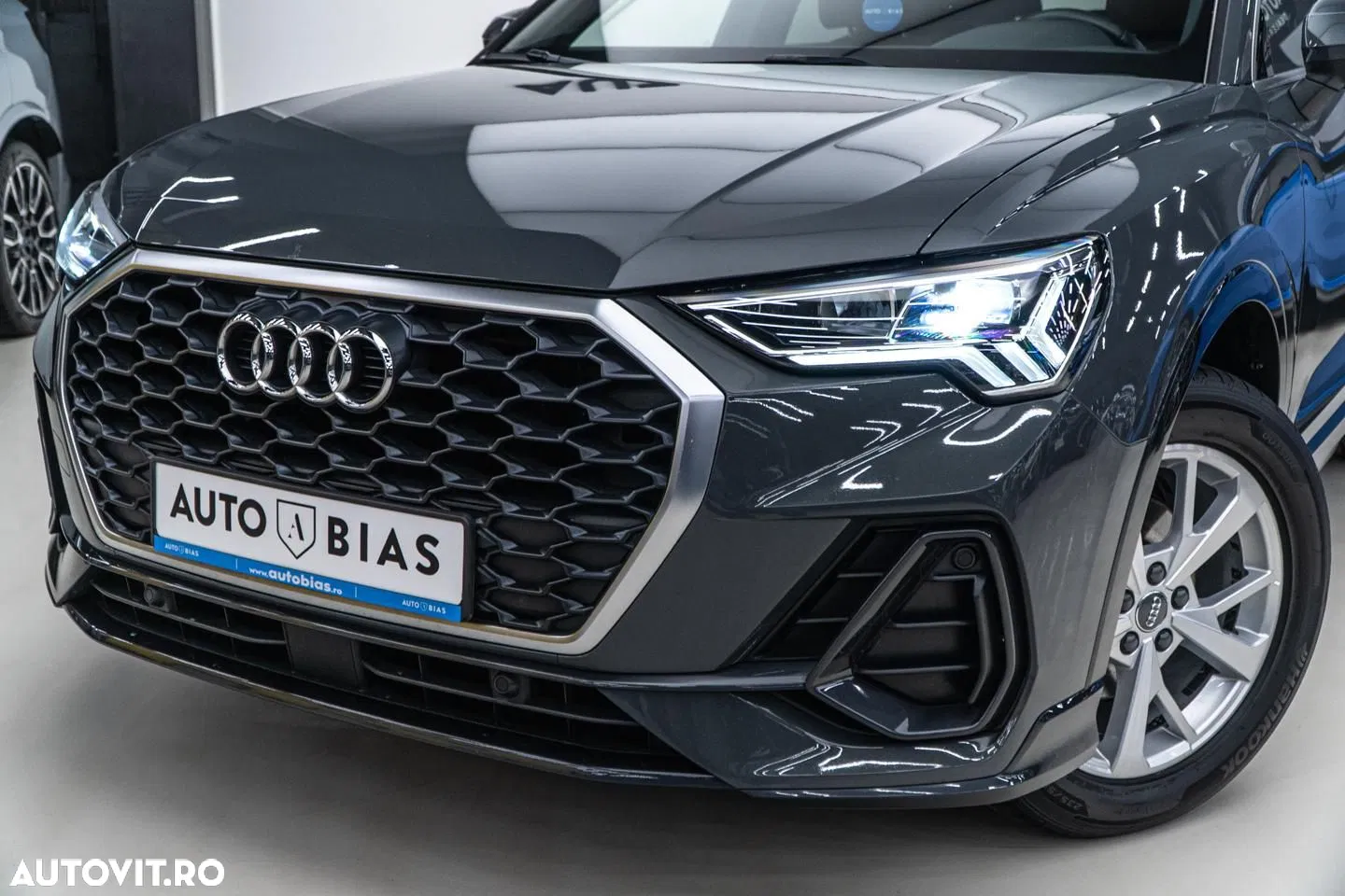 2020 Audi Q3 Sportback 35 TFSI S tronic, photograph 10
