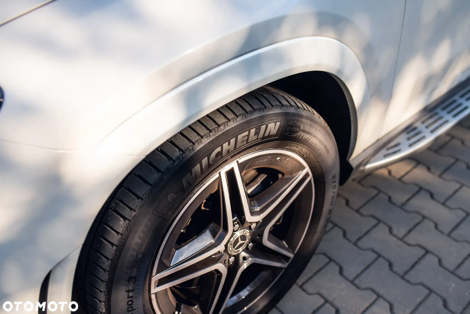 2022 Mercedes-Benz GLE 400 d 4-Matic Premium Plus, photograph 6