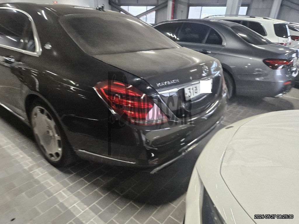 2017 Mercedes-Benz Mercedes-Maybach S500 4Matic, photograph 3