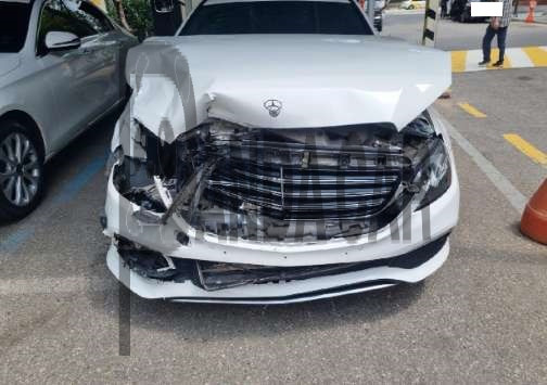 2018 Mercedes-Benz E300, photograph 5