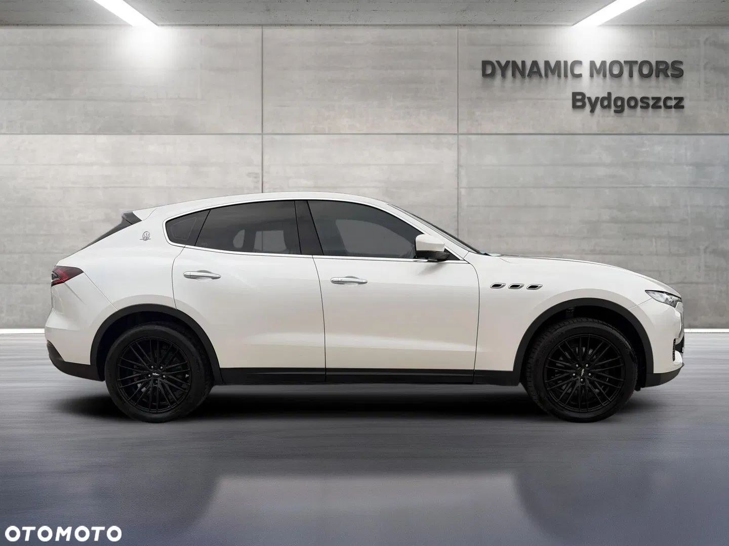 2018 Maserati Levante, photograph 6