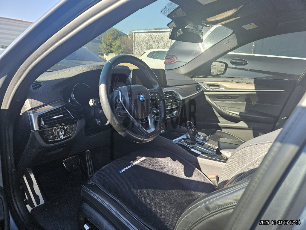 2018 BMW 520d xDrive, photograph 4
