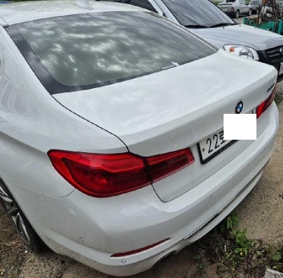 2018 BMW 520i, photograph 2