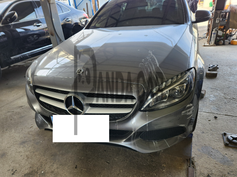 2018 Mercedes-Benz C200 d, photograph 1