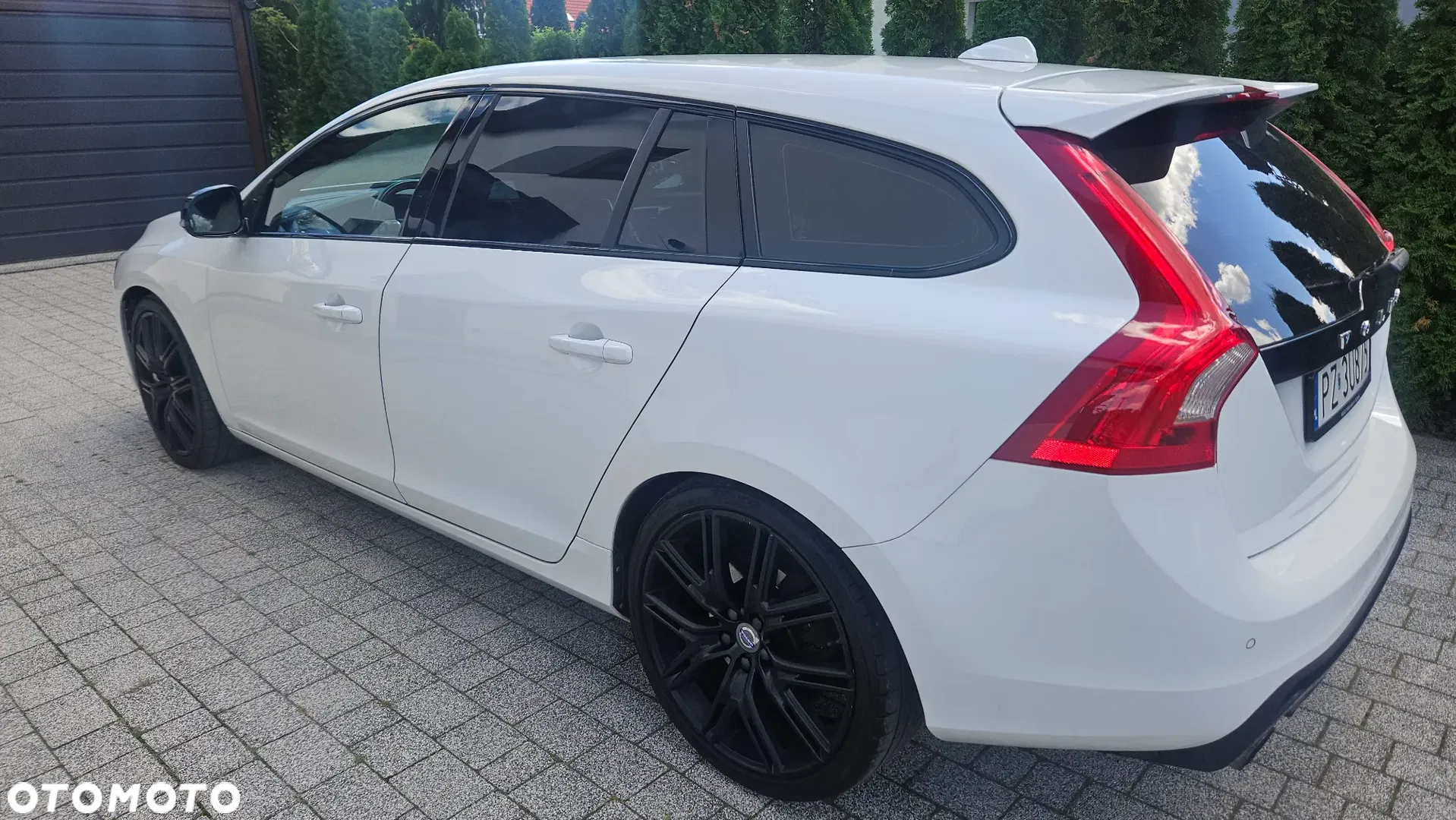 2016 Volvo V60, photograph 6